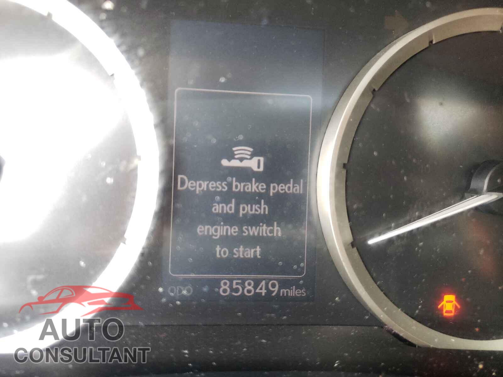 LEXUS IS 2016 - JTHBA1D27G5001617