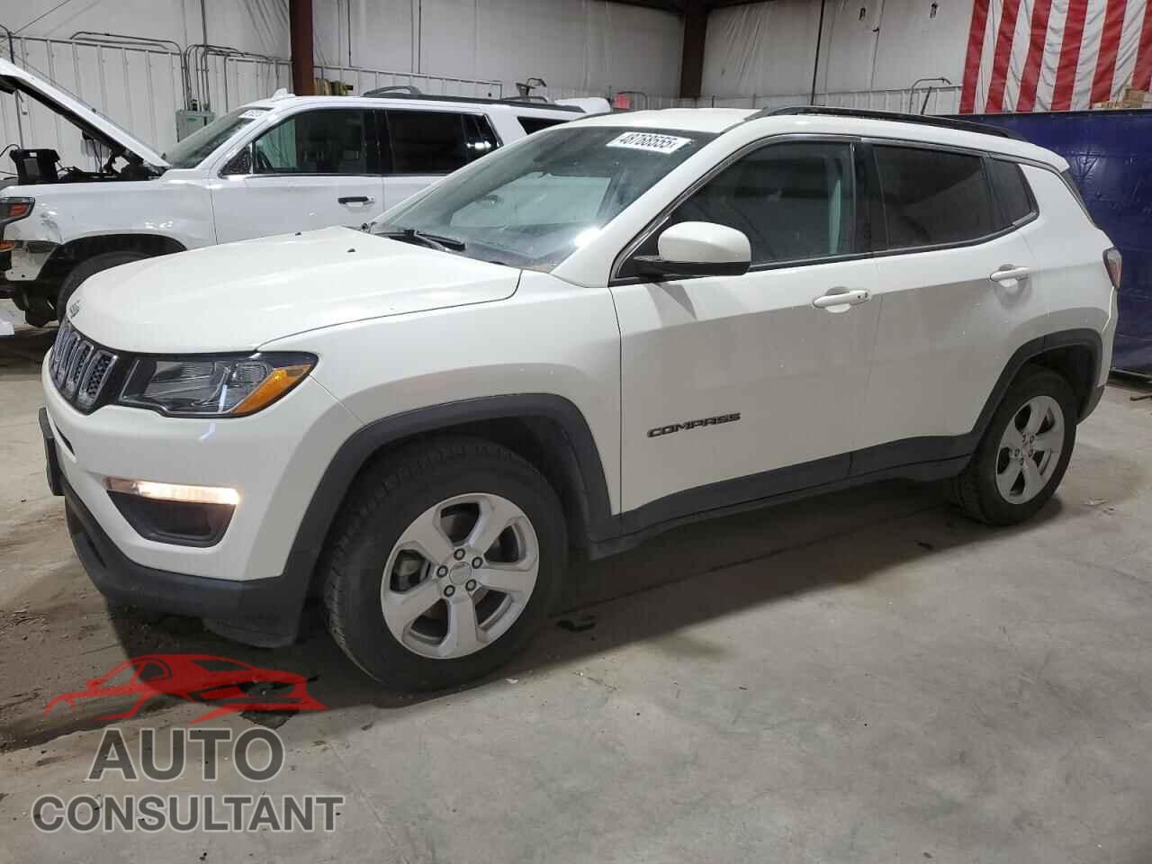 JEEP COMPASS 2018 - 3C4NJDBB2JT284115