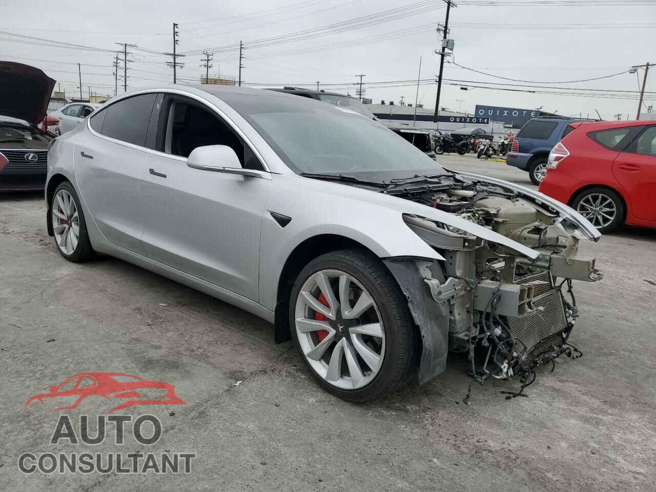 TESLA MODEL 3 2018 - 5YJ3E1EA8JF007870