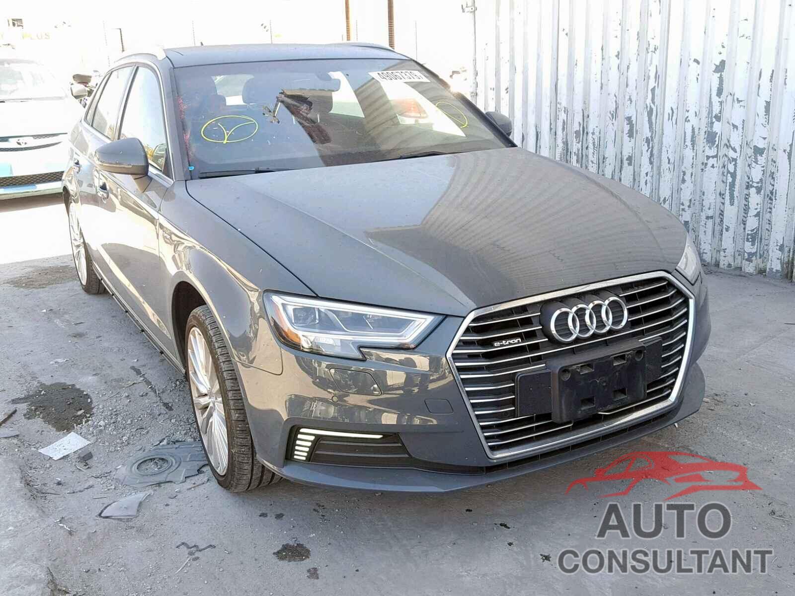 AUDI A3 2017 - WAUTPBFF3HA129076