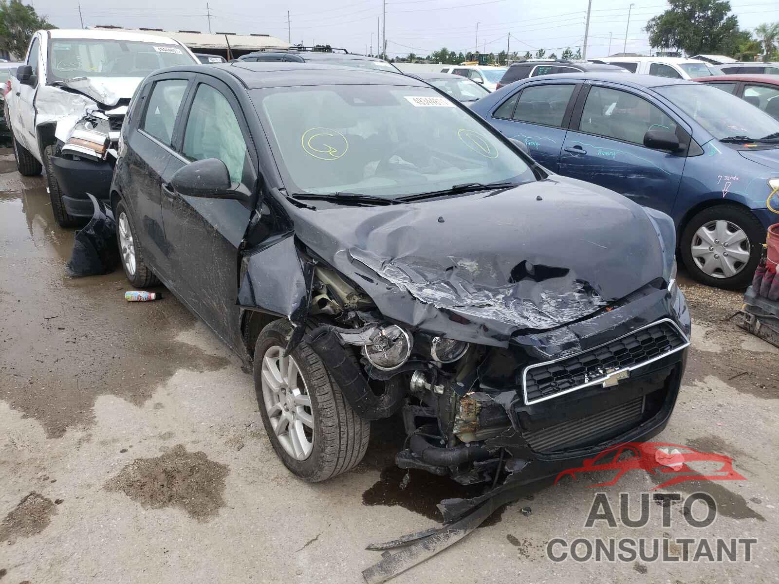 CHEVROLET SONIC 2016 - 1G1JD6SB9G4141915