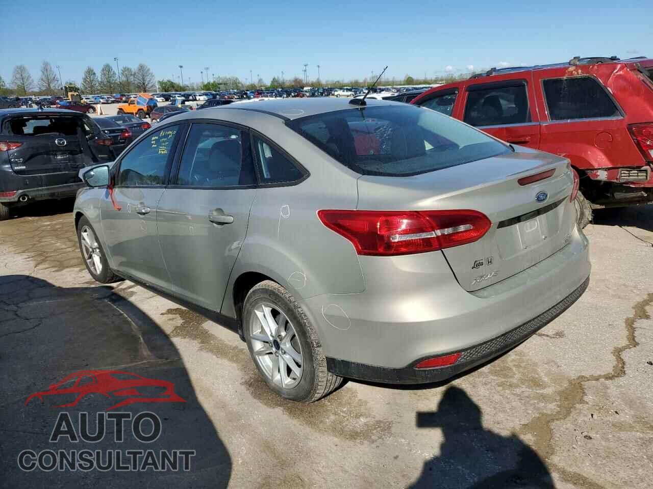 FORD FOCUS 2015 - 1FADP3F28FL292677