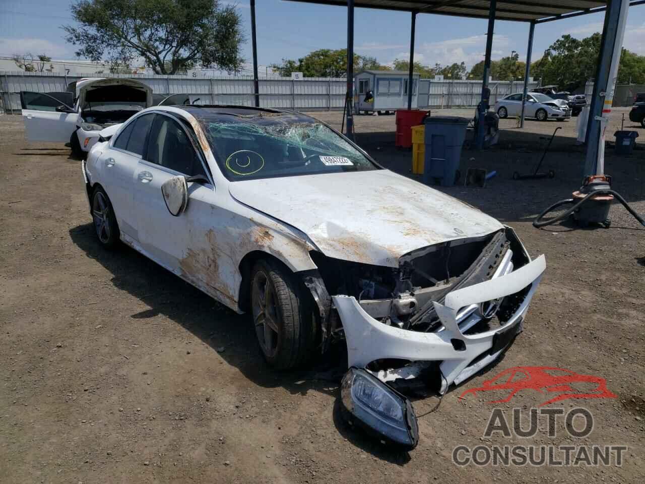 MERCEDES-BENZ C-CLASS 2016 - 55SWF4JB9GU148870