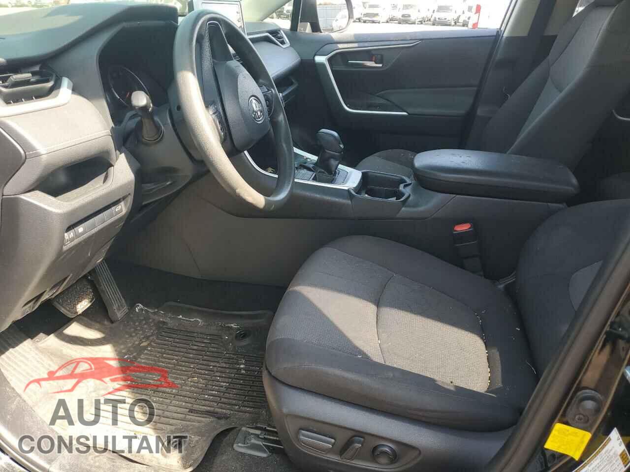 TOYOTA RAV4 2019 - JTMP1RFVXKD005687