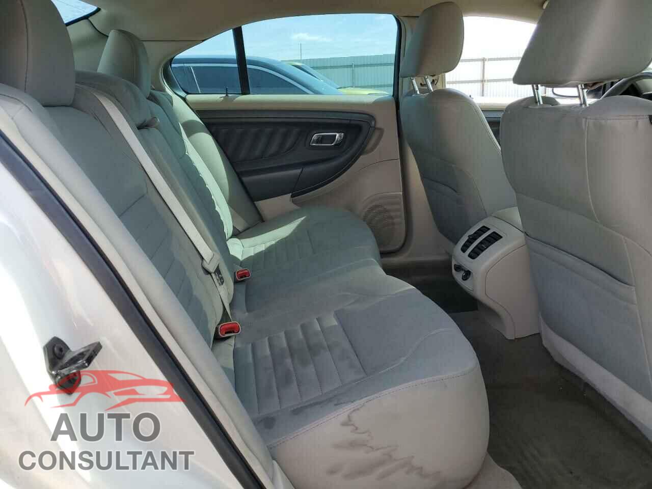 FORD TAURUS 2012 - 1FAHP2DW2CG135376
