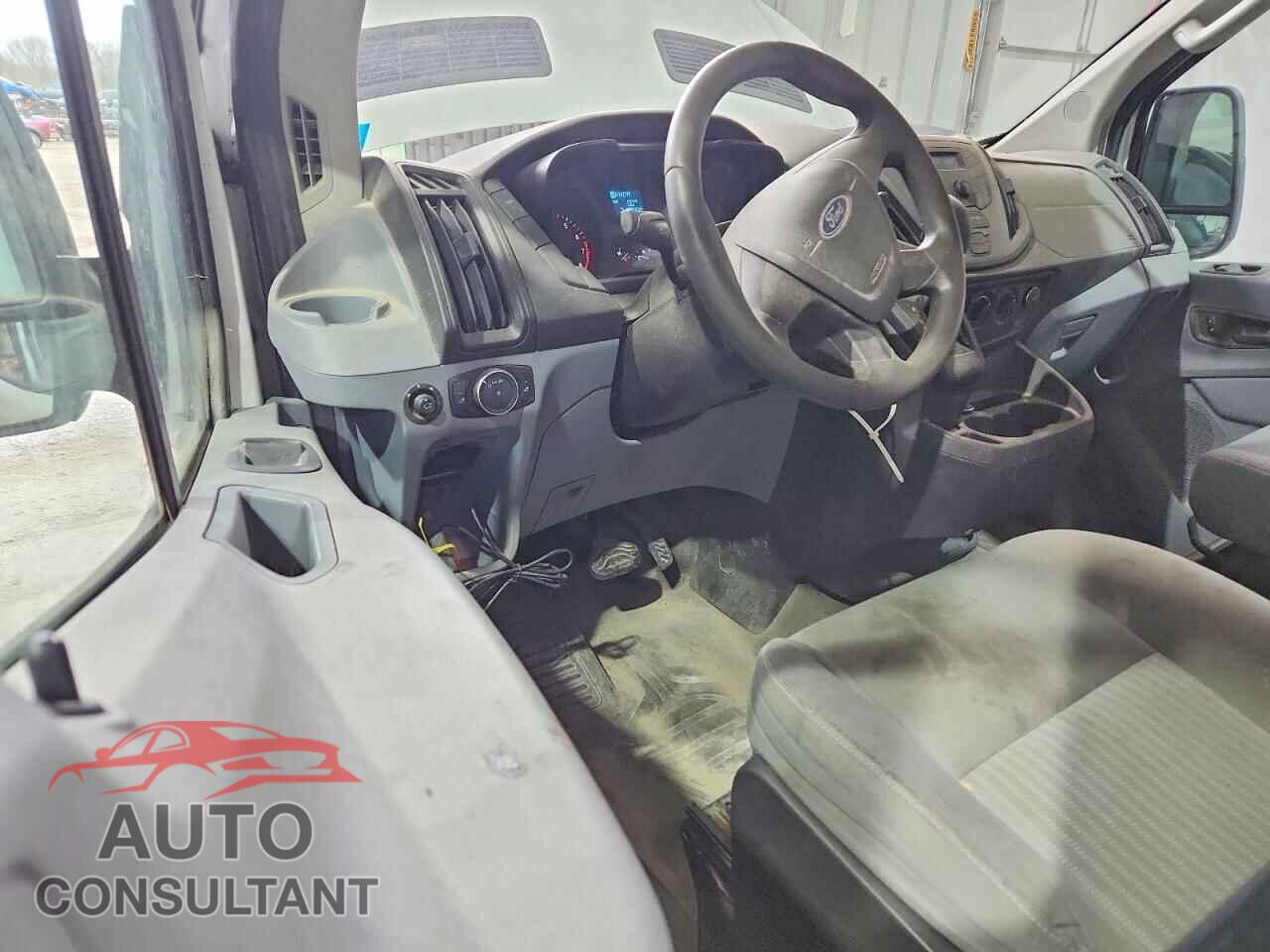 FORD TRANSIT 2015 - 1FTNR2XG2FKA57338