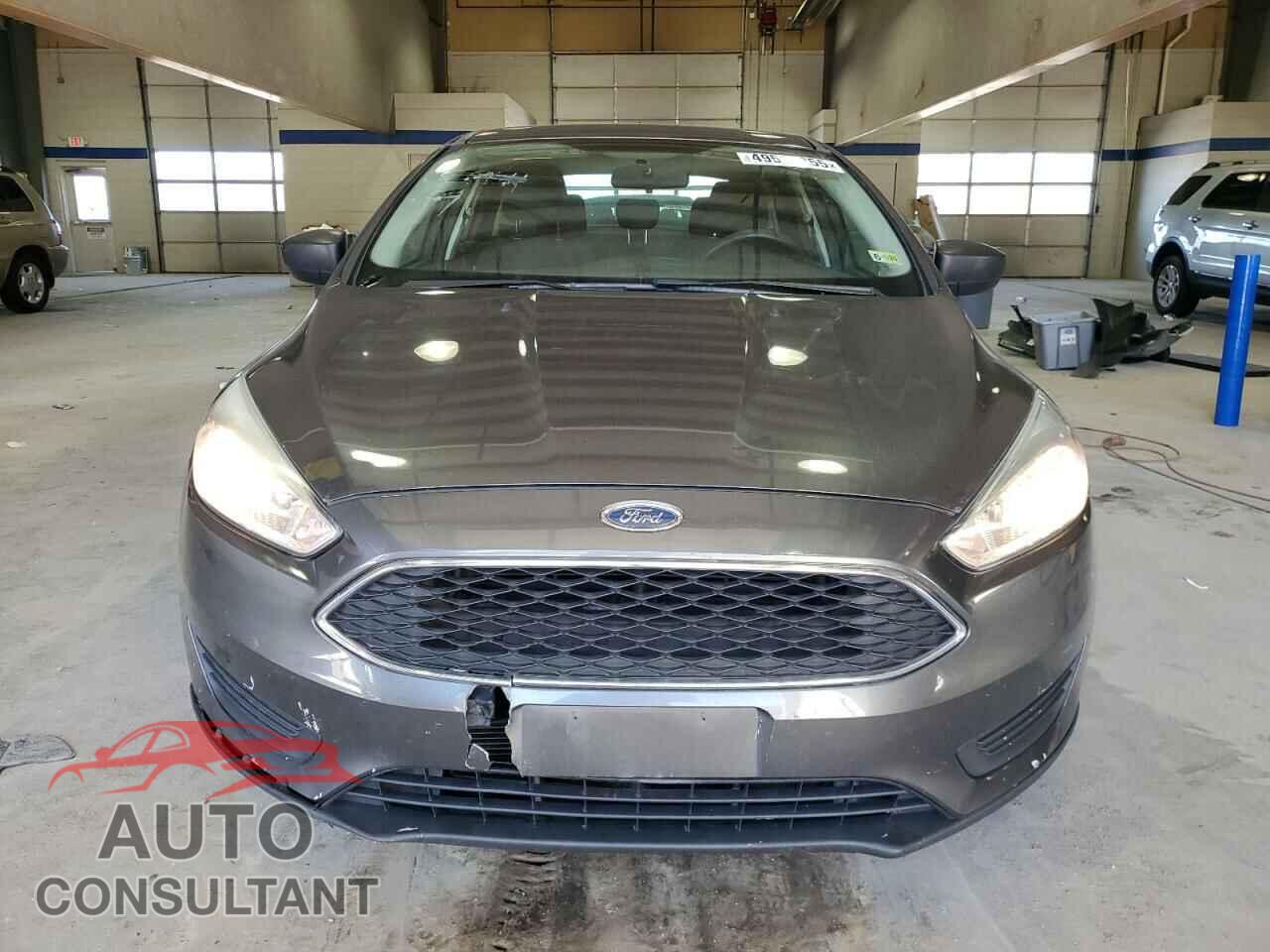 FORD FOCUS 2017 - 1FADP3E22HL208857
