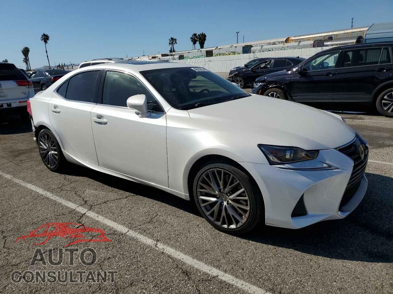 LEXUS IS 2017 - JTHBA1D29H5050898