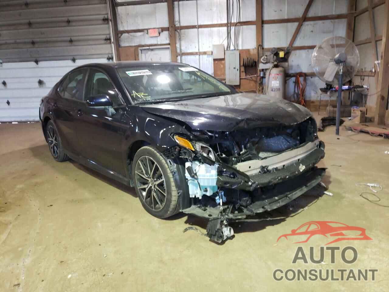 TOYOTA CAMRY 2021 - 4T1G11AK1MU525113