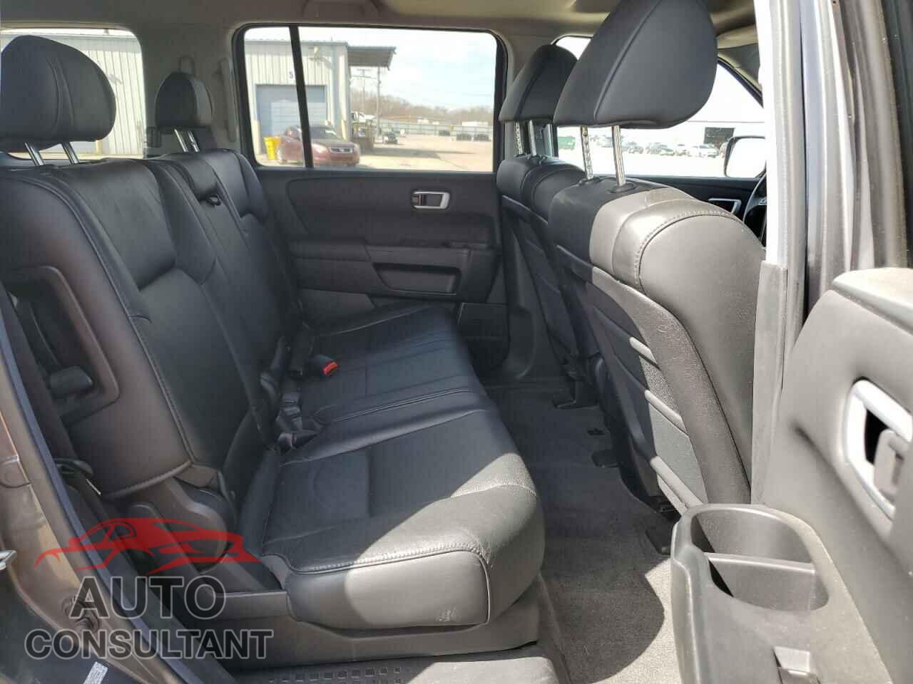 HONDA PILOT 2011 - 5FNYF4H53BB099202