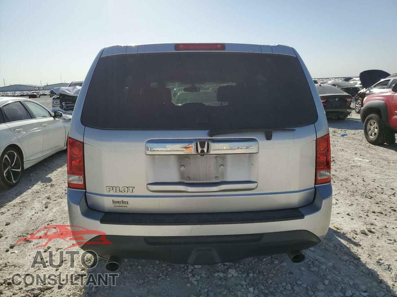 HONDA PILOT 2015 - 5FNYF3H57FB002499