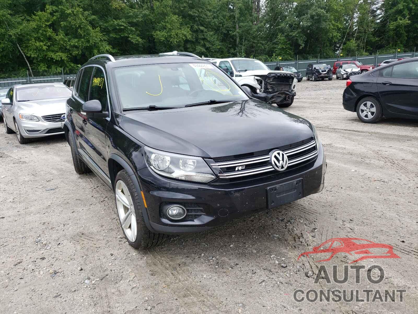 VOLKSWAGEN TIGUAN 2016 - WVGBV7AX8GW613887