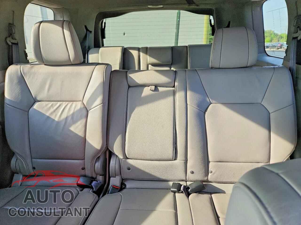 HONDA PILOT 2014 - 5FNYF4H71EB043765