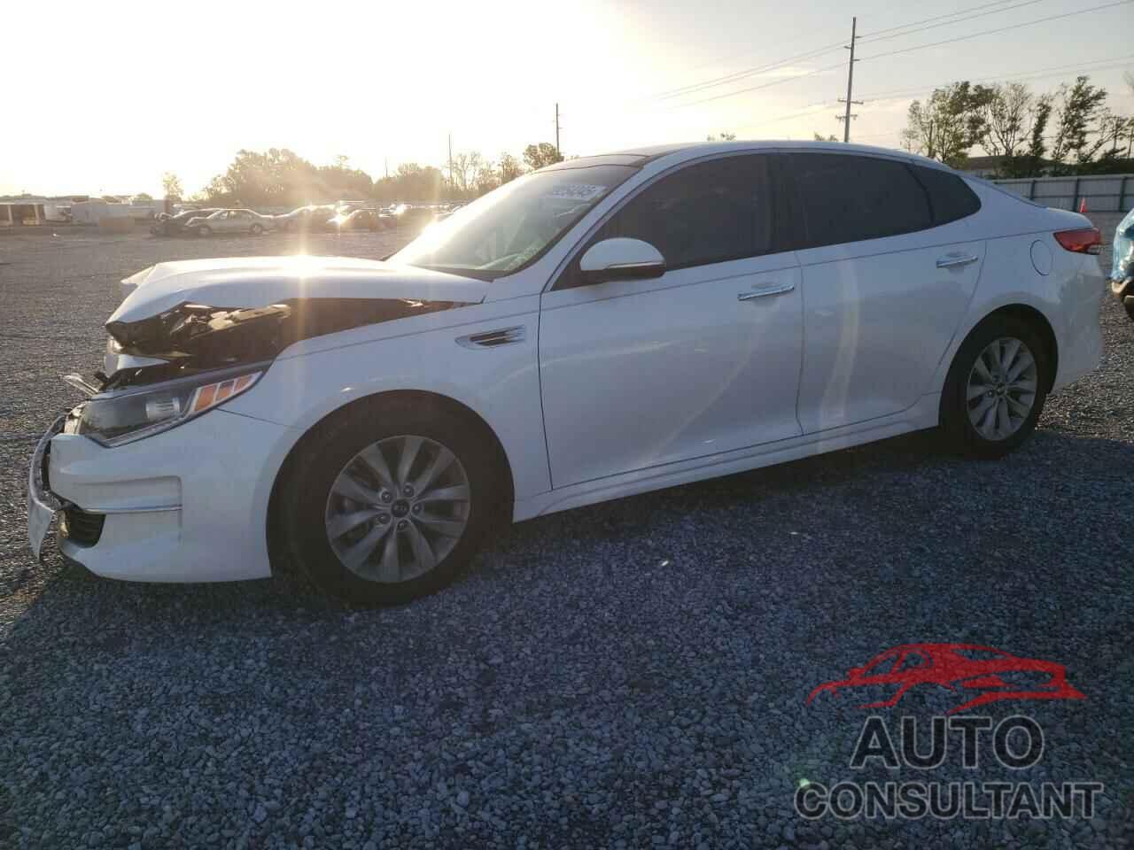 KIA OPTIMA 2018 - 5XXGU4L36JG213342