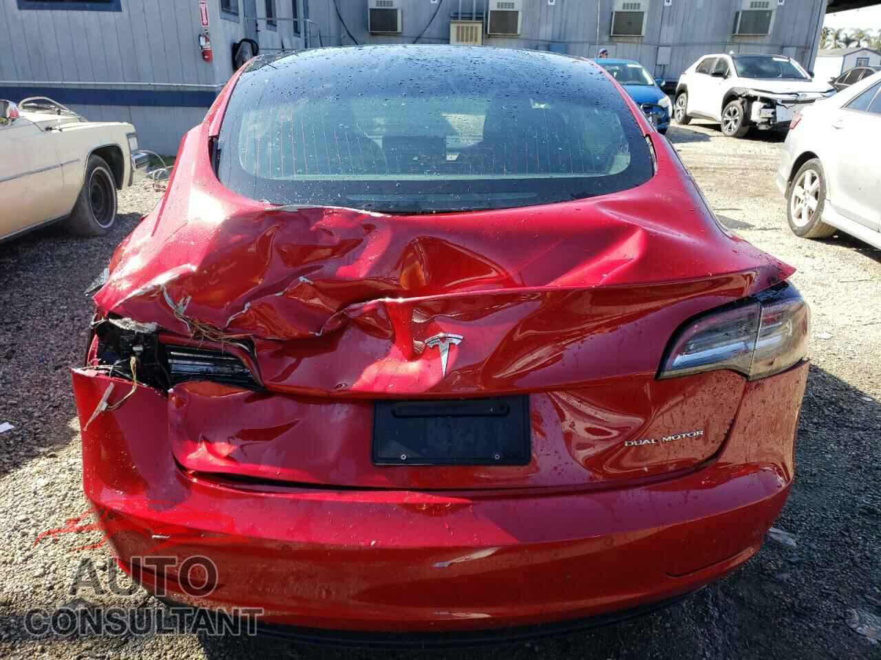 TESLA MODEL 3 2019 - 5YJ3E1EB7KF191645
