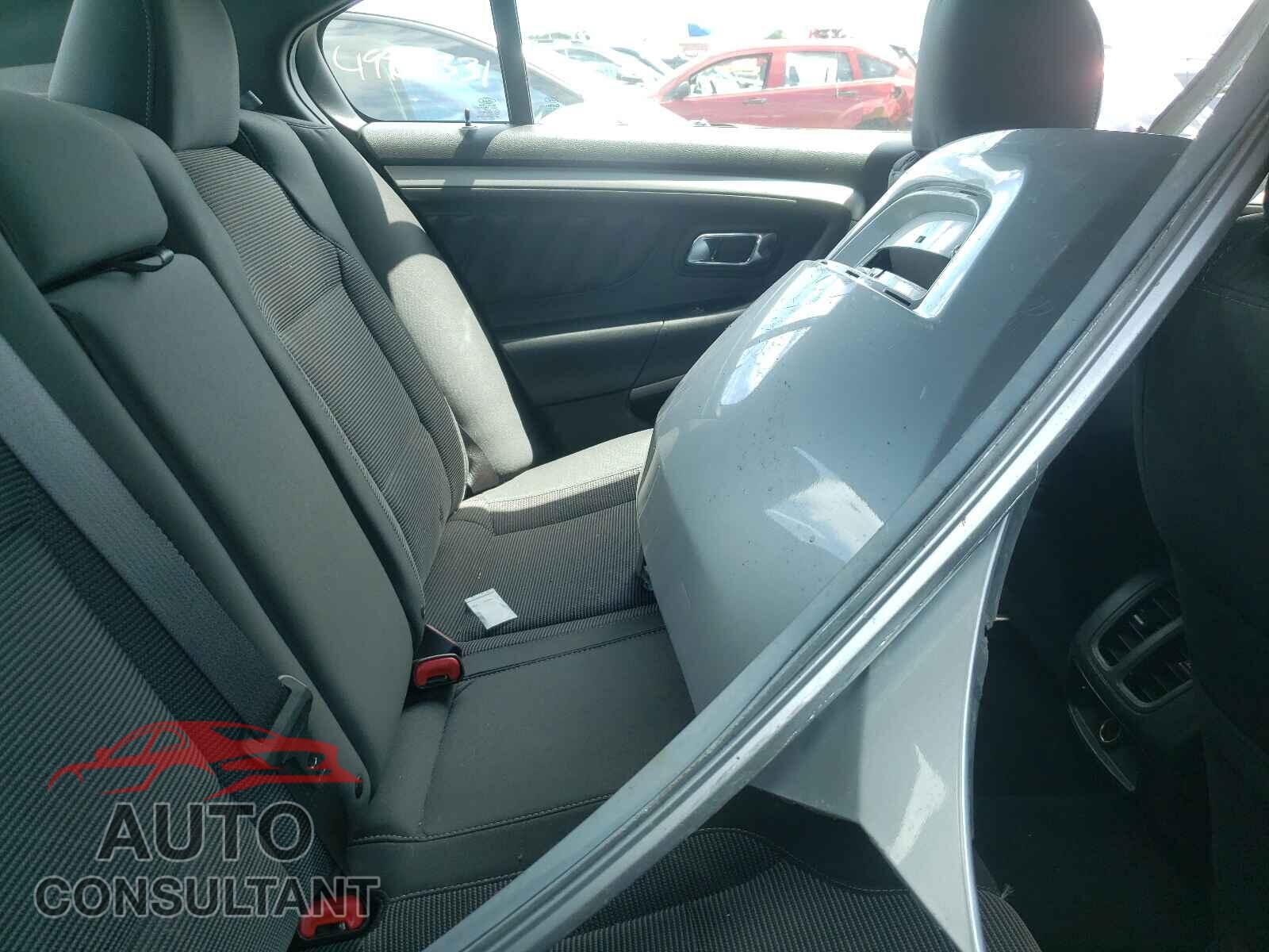FORD TAURUS 2017 - 1FAHP2E81HG122500