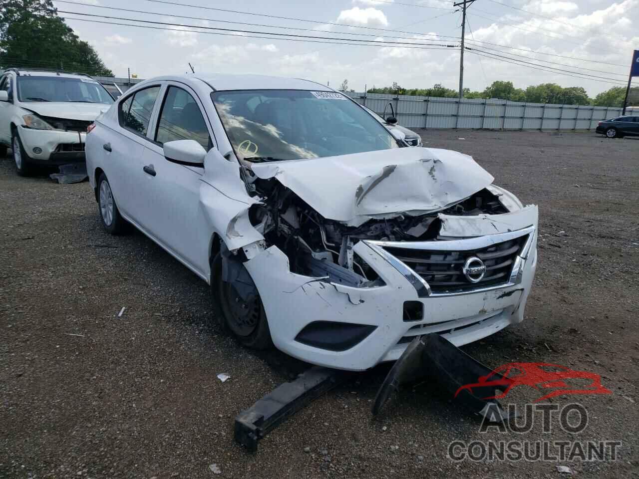 NISSAN VERSA 2018 - 3N1CN7AP7JL826838