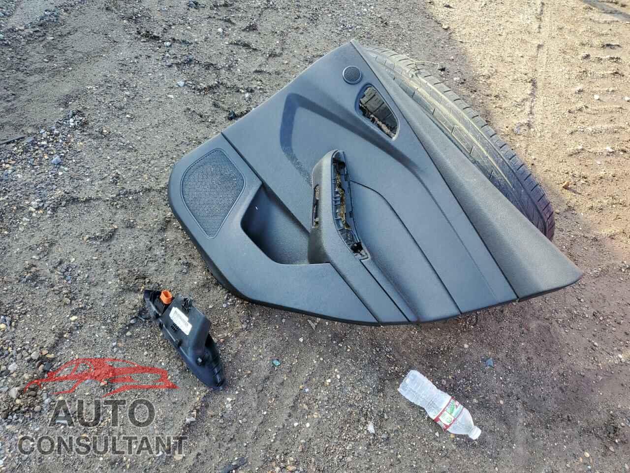 FORD FOCUS 2014 - 1FADP3F23EL203547