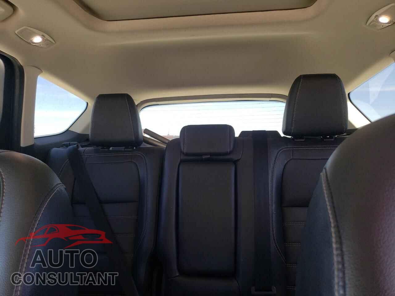 FORD ESCAPE 2018 - 1FMCU0HD2JUC94550