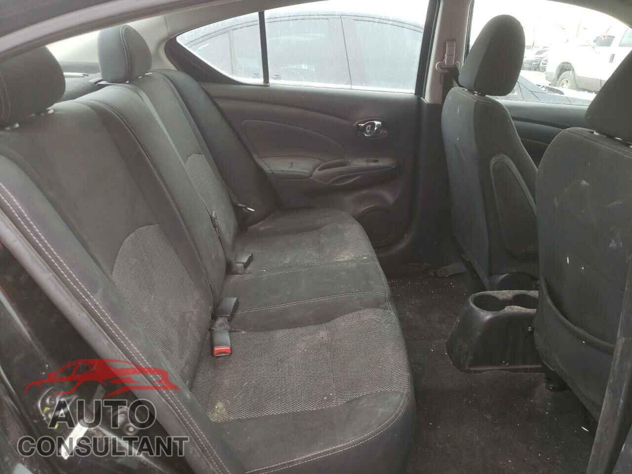 NISSAN VERSA 2019 - 3N1CN7AP3KL814039