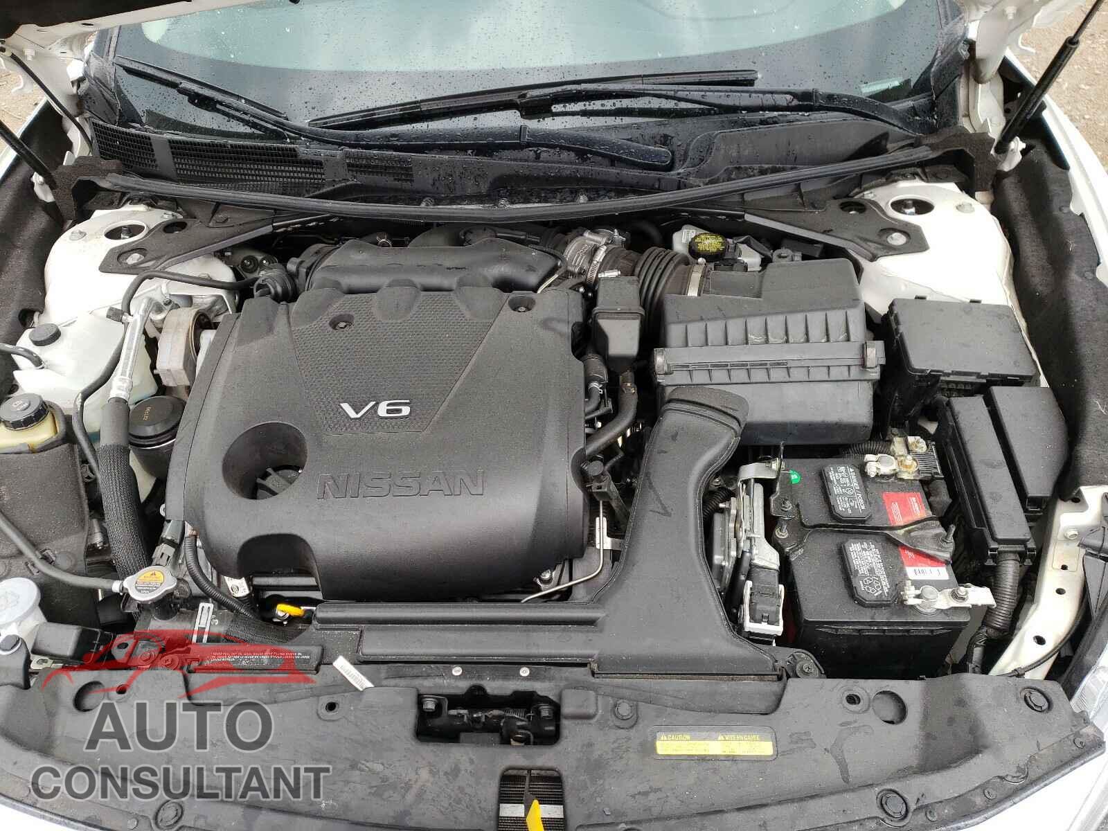 NISSAN MAXIMA 2018 - 1N4AA6AP2JC395059