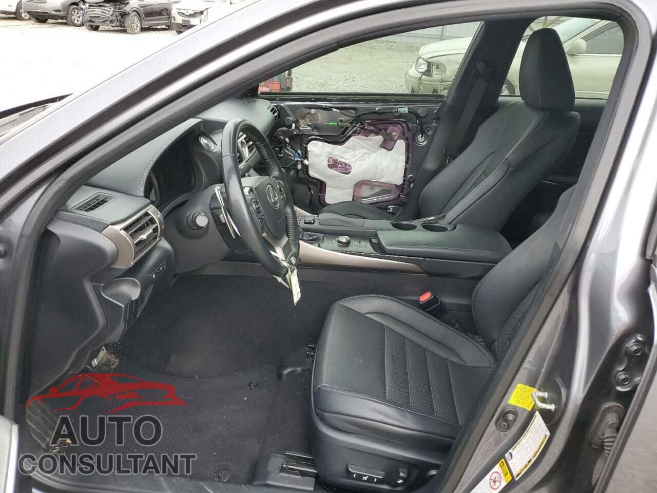 LEXUS IS 2015 - JTHCF1D28F5029009