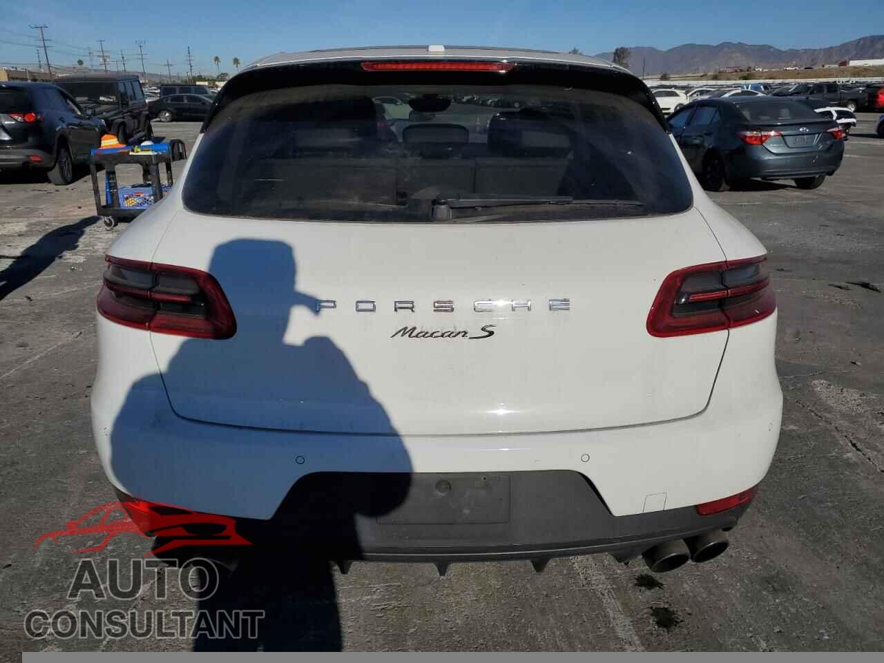 PORSCHE MACAN 2016 - WP1AB2A55GLB54151