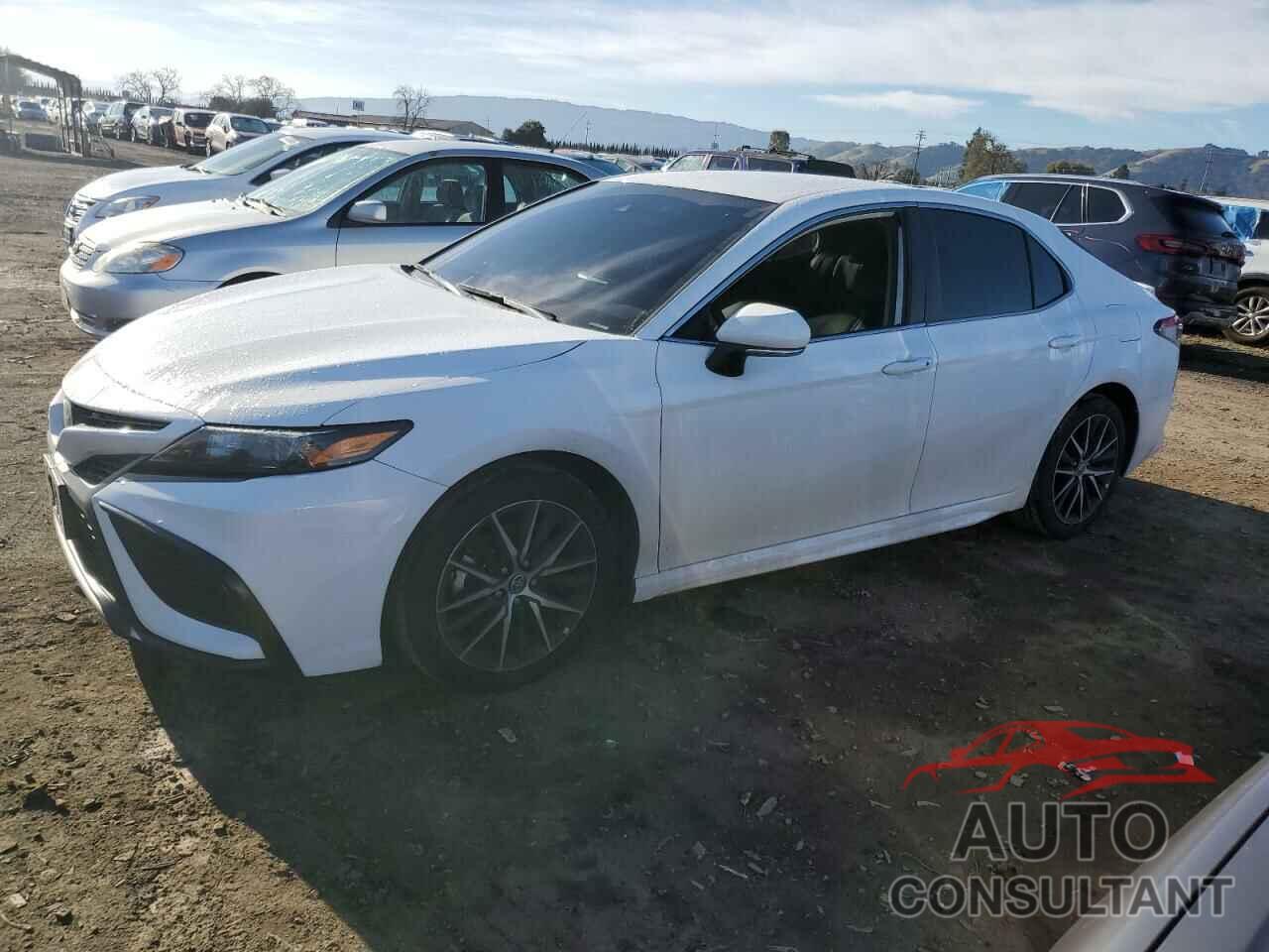 TOYOTA CAMRY 2022 - 4T1T11AK5NU062991