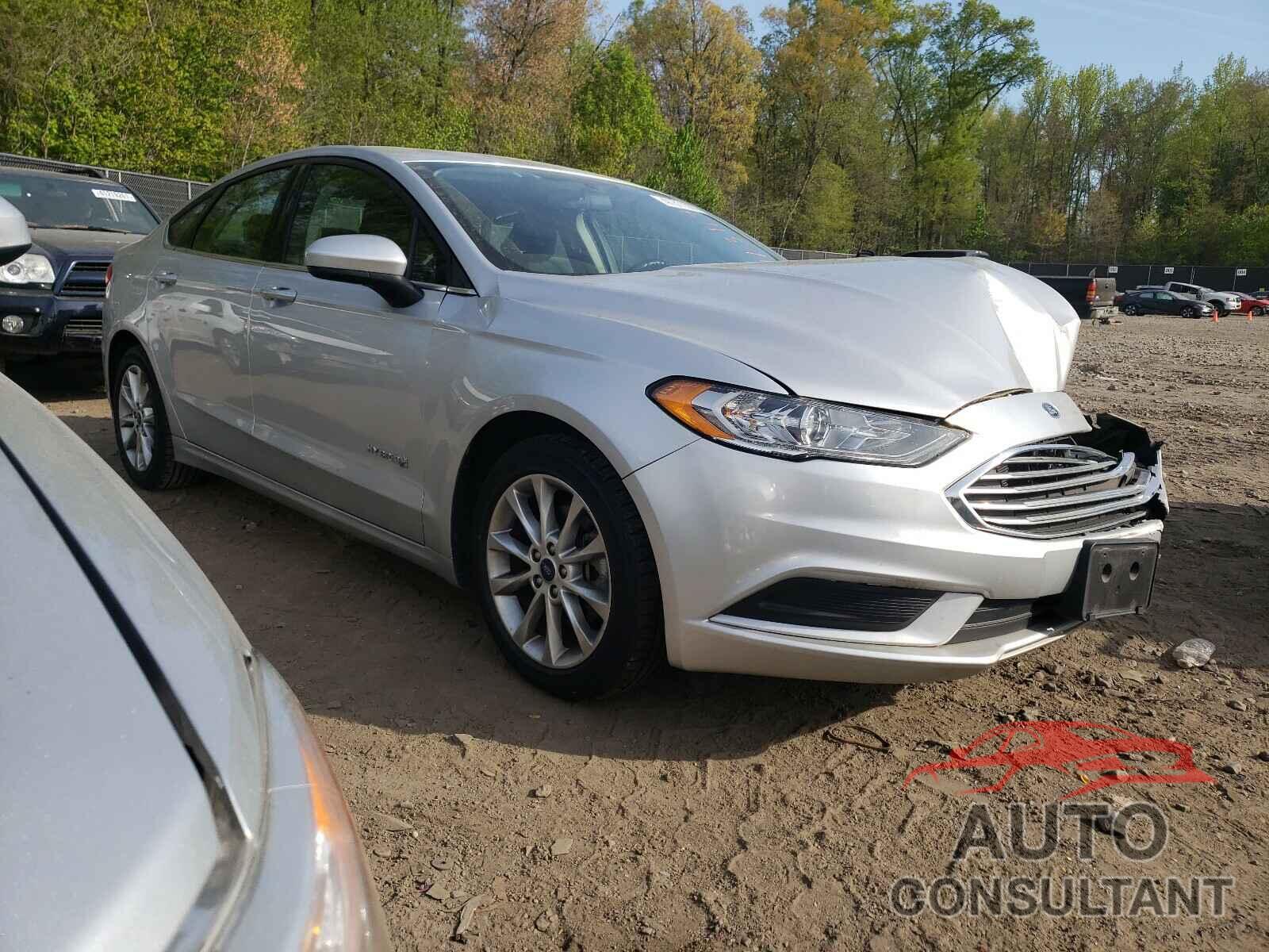 FORD FUSION 2017 - 3FA6P0LU3HR357517