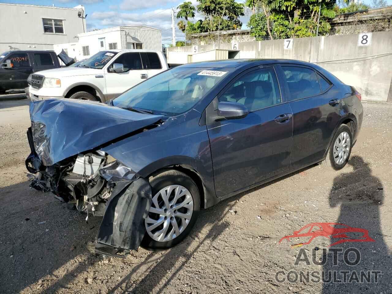 TOYOTA COROLLA 2017 - 5YFBURHE3HP723800