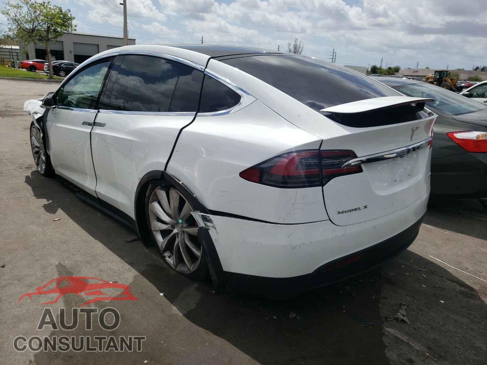 TESLA MODEL X 2016 - 5YJXCBE47GFS00365
