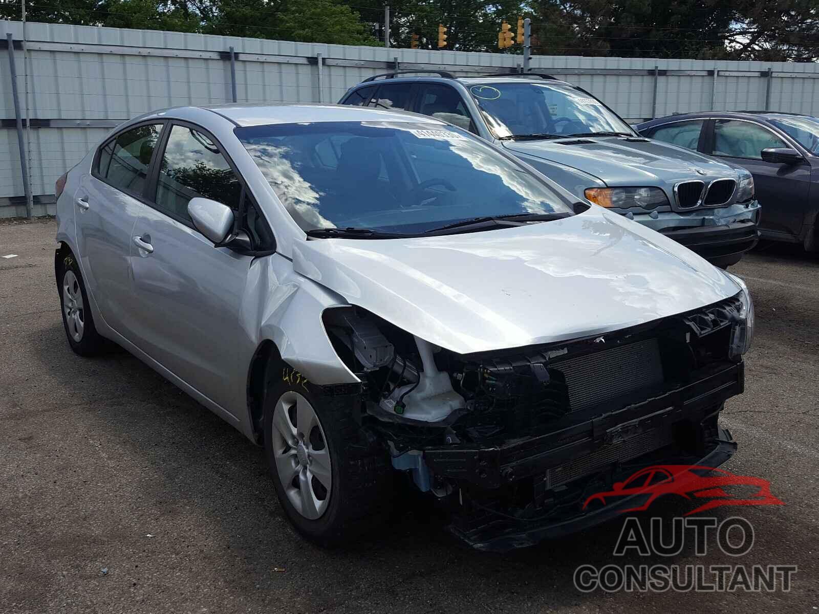 KIA FORTE 2018 - 3KPFK4A7XJE218737