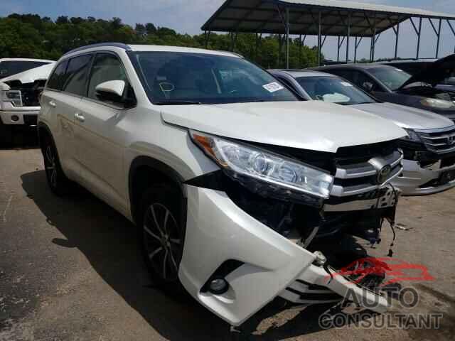 TOYOTA HIGHLANDER 2017 - 5TDKZRFH8HS215537