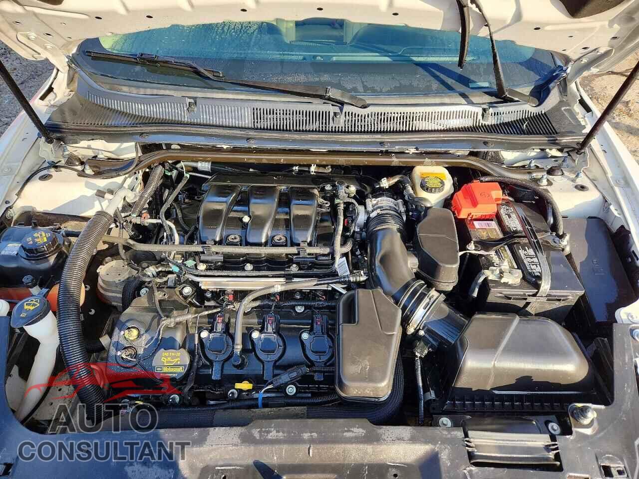 FORD TAURUS 2014 - 1FAHP2E82EG116667