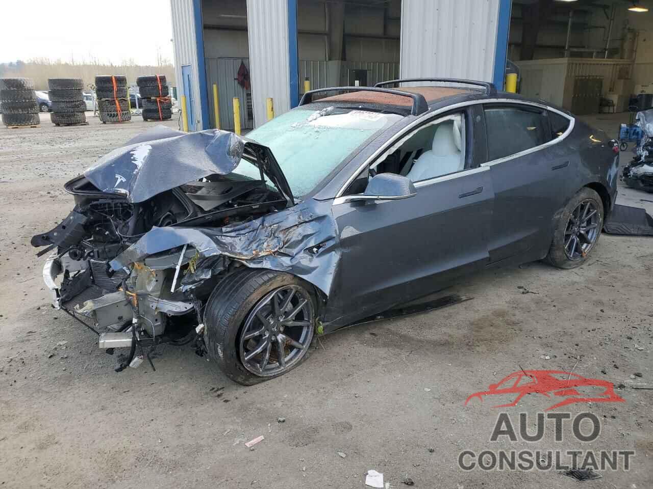 TESLA MODEL 3 2018 - 5YJ3E1EB4JF099388