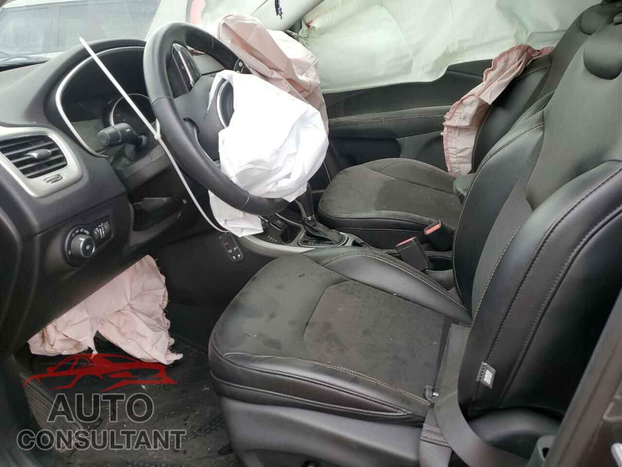 JEEP COMPASS 2017 - 3C4NJDBB5HT645623