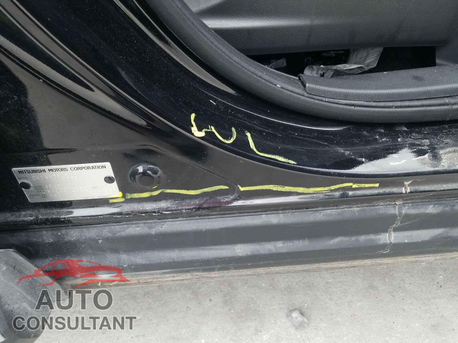 MITSUBISHI ECLIPSE 2019 - JA4AT5AA5KZ003369