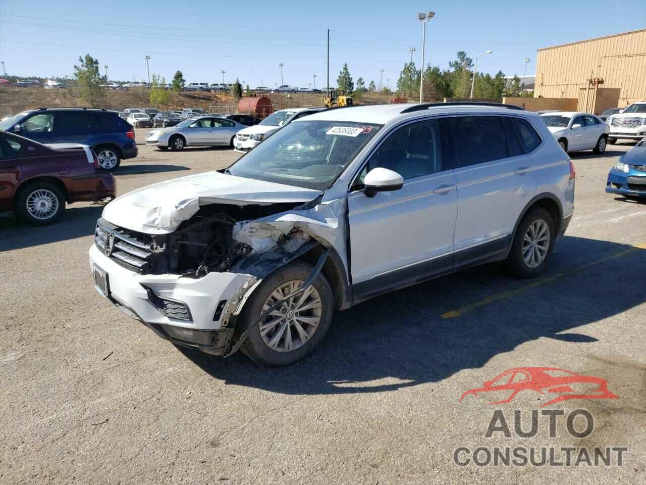 VOLKSWAGEN TIGUAN 2018 - 3VV2B7AX4JM000686