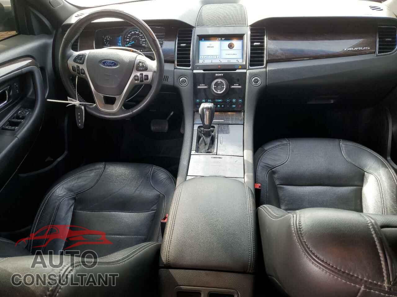 FORD TAURUS 2017 - 1FAHP2F89HG129130