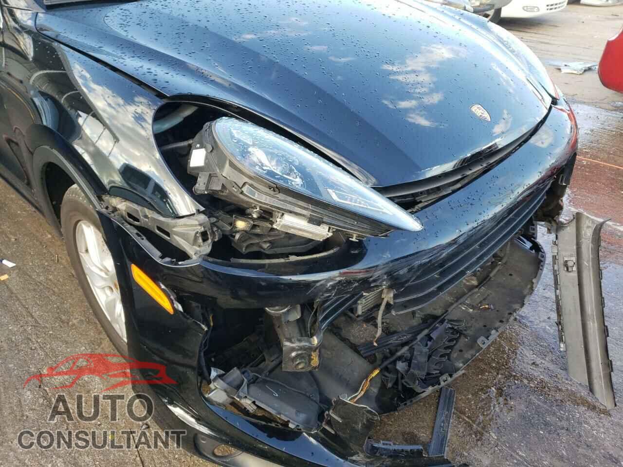 PORSCHE CAYENNE 2016 - WP1AA2A2XGKA08441