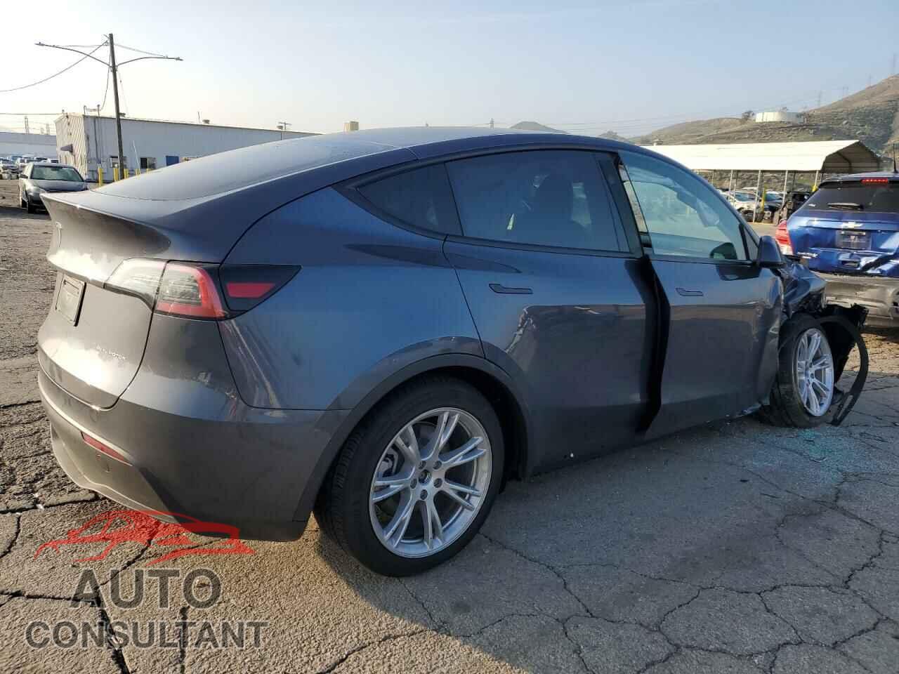 TESLA MODEL Y 2023 - 7SAYGAEE9PF966807