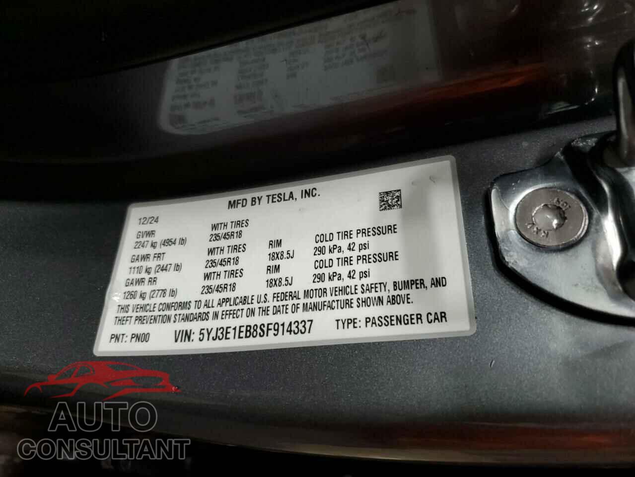 TESLA MODEL 3 2025 - 5YJ3E1EB8SF914337