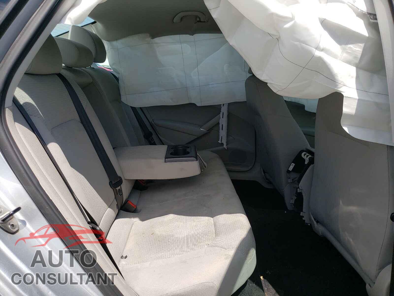 VOLKSWAGEN PASSAT 2017 - 1VWAT7A37HC041505