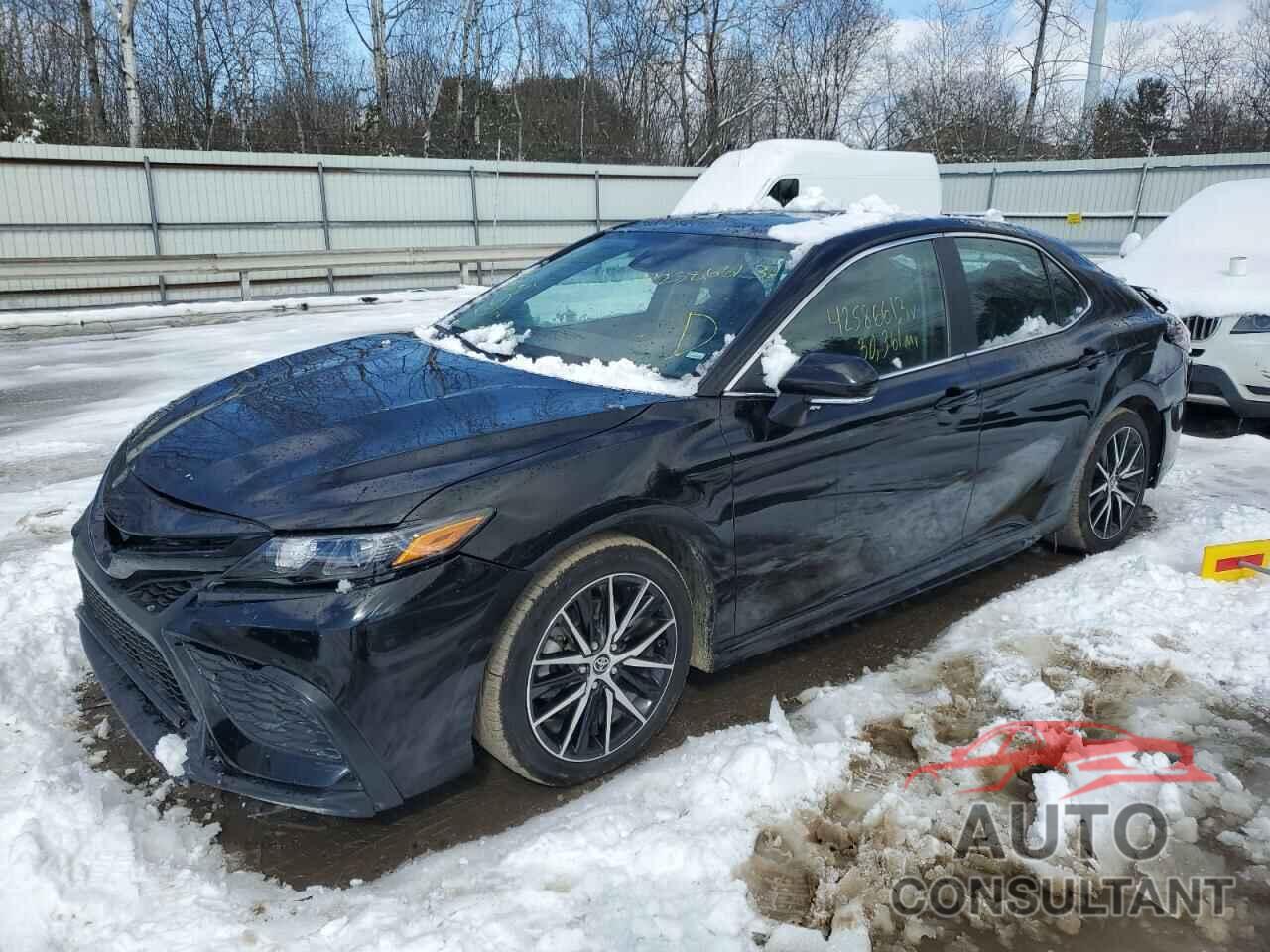 TOYOTA CAMRY 2022 - 4T1G11AK8NU672062