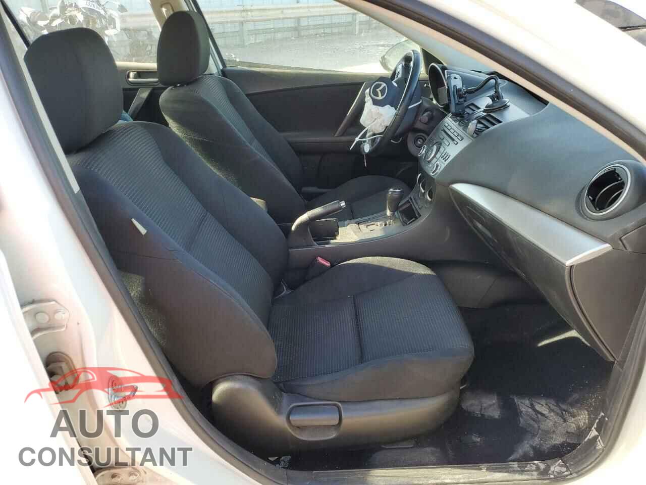 MAZDA 3 2012 - JM1BL1V89C1611096