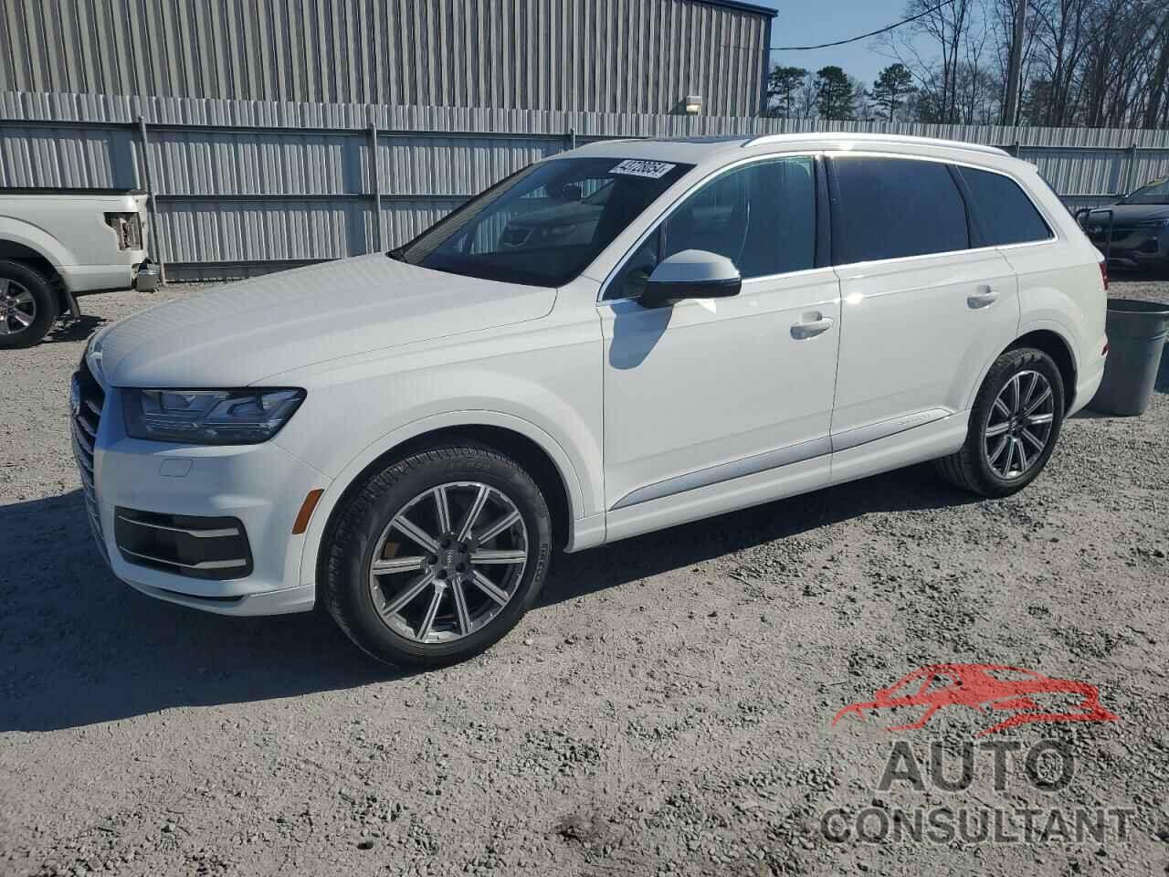 AUDI Q7 2018 - WA1LHAF74JD021101