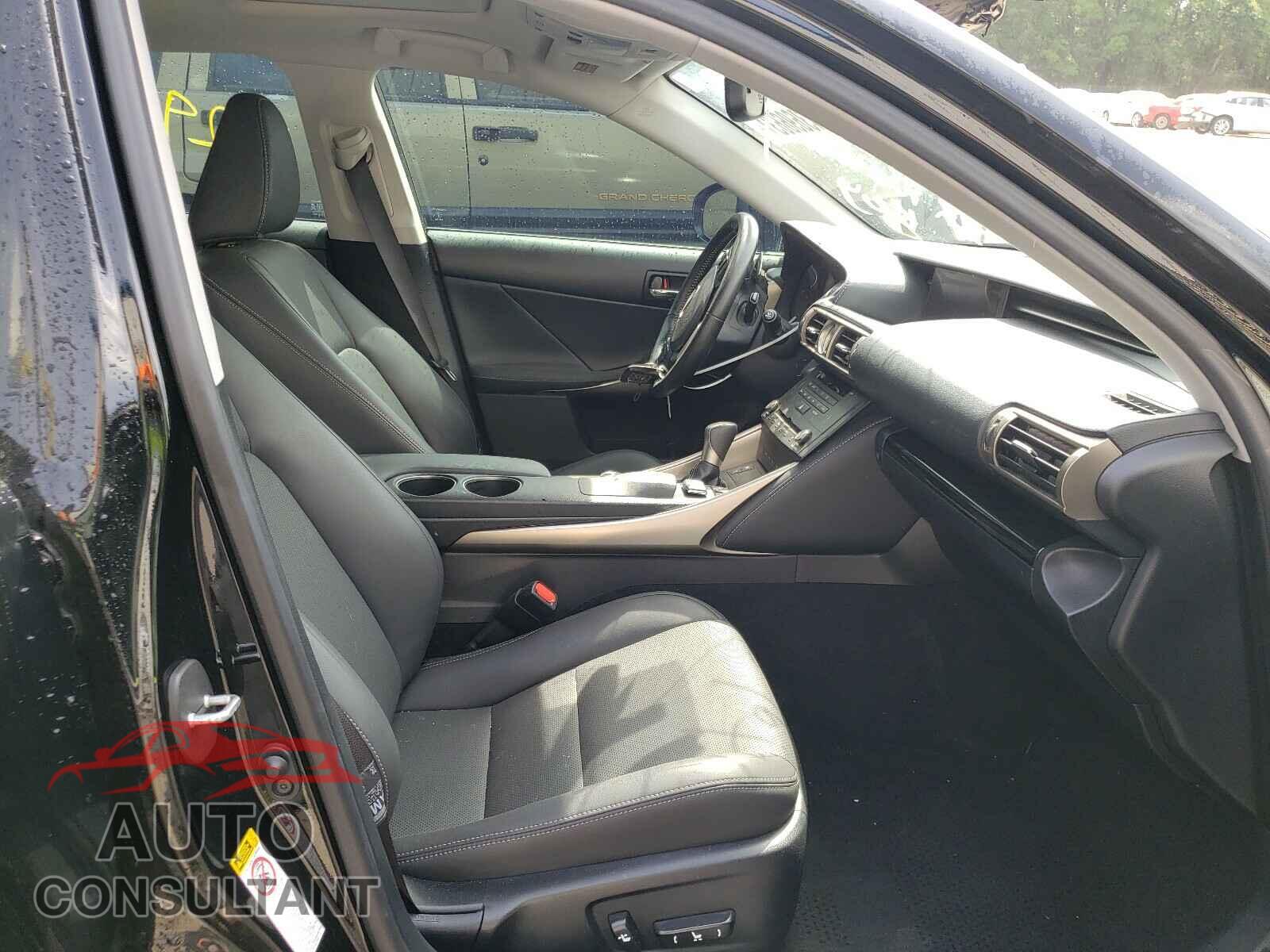 LEXUS IS 2016 - JTHBA1D28G5035260