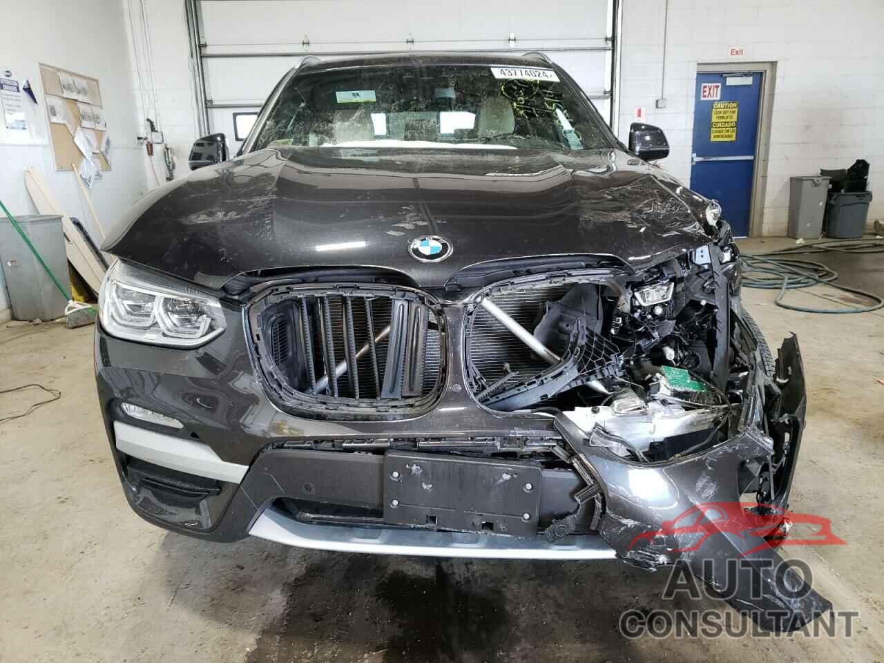 BMW X3 2019 - 5UXTR9C54KLE12634