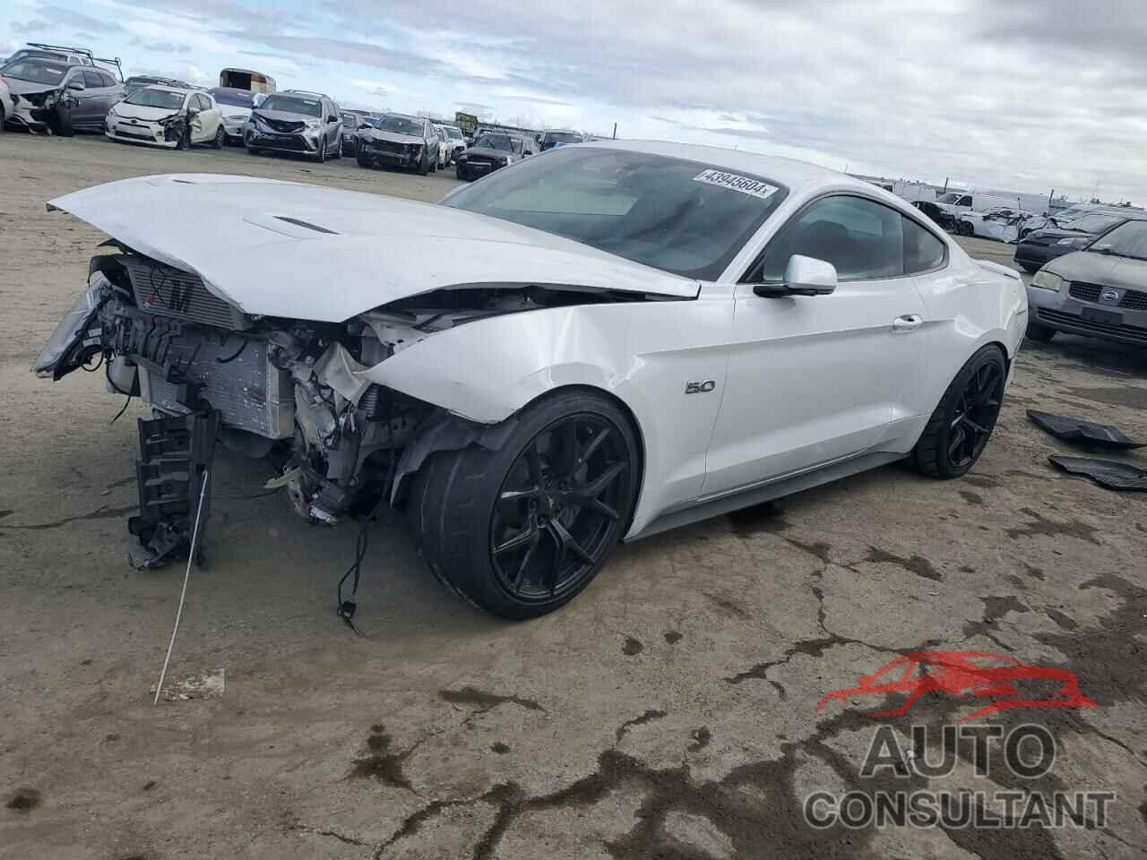 FORD MUSTANG 2018 - 1FA6P8CF4J5181179