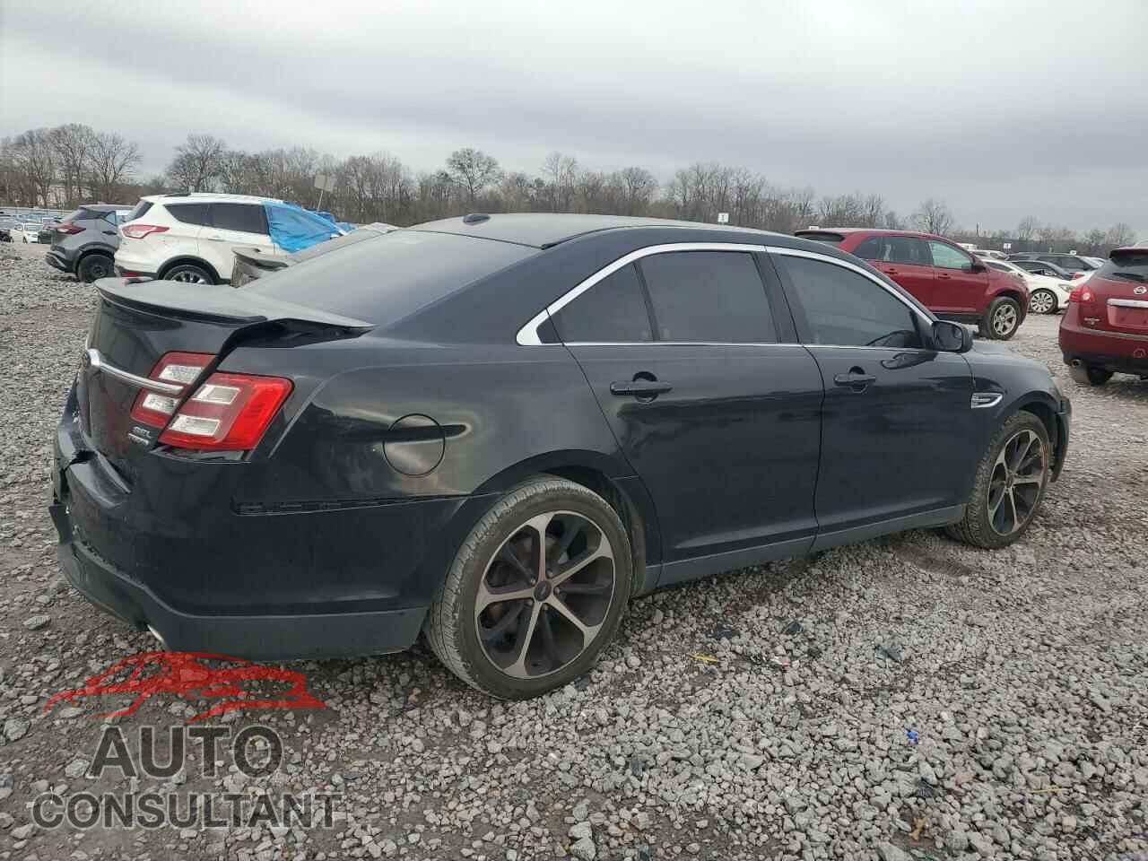 FORD TAURUS 2015 - 1FAHP2E82FG120526